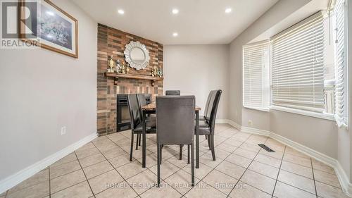 36 Woodside Court, Brampton (Fletcher'S Creek South), ON - Indoor Photo Showing Dining Room