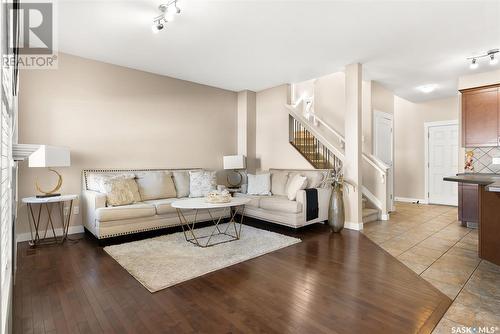 4625 Padwick Road, Regina, SK - Indoor Photo Showing Living Room