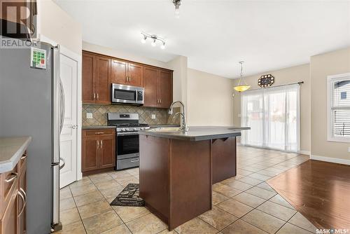 4625 Padwick Road, Regina, SK - Indoor Photo Showing Kitchen