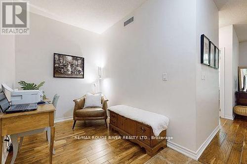 T09 - 16 Dallimore Circle, Toronto (Banbury-Don Mills), ON - Indoor