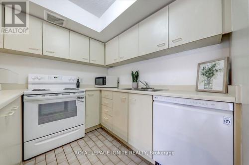 613 - 25 The Esplanade, Toronto (Waterfront Communities), ON - Indoor Photo Showing Kitchen With Double Sink