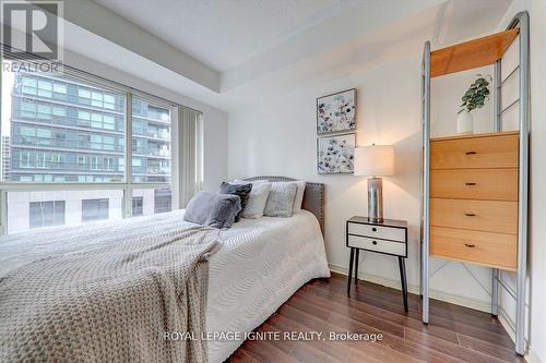 613 - 25 The Esplanade, Toronto (Waterfront Communities), ON - Indoor Photo Showing Bedroom