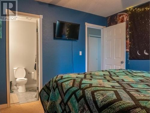 10720 Cottonwood Crescent, Dawson Creek, BC - Indoor Photo Showing Bedroom