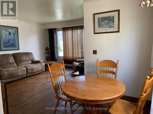 19 Dee Avenue, Toronto (Humberlea-Pelmo Park), ON - Indoor Photo Showing Other Room