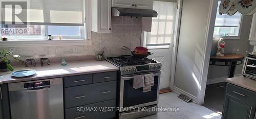 Upper - 51 Monterrey Drive, Toronto (Thistletown-Beaumonde Heights), ON - Indoor Photo Showing Kitchen