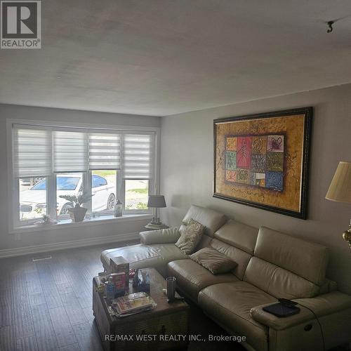 Upper - 51 Monterrey Drive, Toronto (Thistletown-Beaumonde Heights), ON - Indoor Photo Showing Living Room