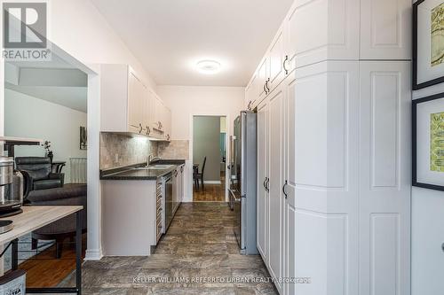 97 Sandollar Drive, Hamilton (Twenty Place), ON - Indoor Photo Showing Kitchen