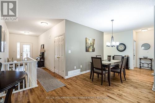 97 Sandollar Drive, Hamilton (Twenty Place), ON - Indoor Photo Showing Dining Room