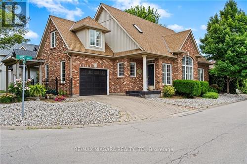 2 Chardonnay Place, Niagara-On-The-Lake, ON - Outdoor With Facade