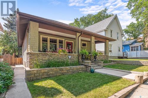 844 Algoma Avenue, Moose Jaw, SK - Outdoor With Deck Patio Veranda