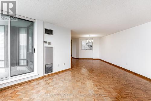 401 - 350 Alton Towers Circle, Toronto (Milliken), ON - Indoor Photo Showing Other Room