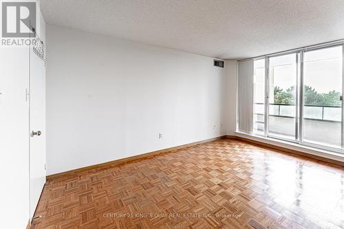 401 - 350 Alton Towers Circle, Toronto (Milliken), ON - Indoor Photo Showing Other Room