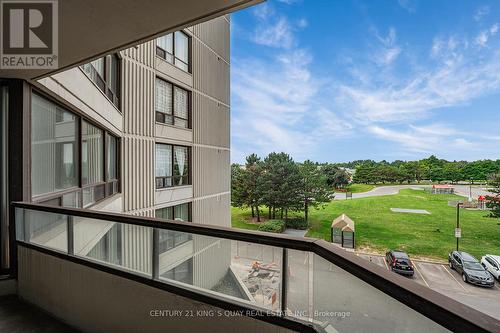 401 - 350 Alton Towers Circle, Toronto (Milliken), ON - Outdoor With Exterior