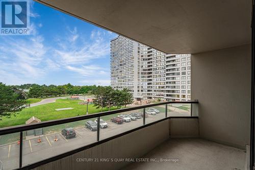 401 - 350 Alton Towers Circle, Toronto (Milliken), ON - Outdoor With Exterior