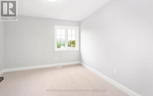 20 Fenton Street, Ajax (Northeast Ajax), ON - Indoor Photo Showing Other Room