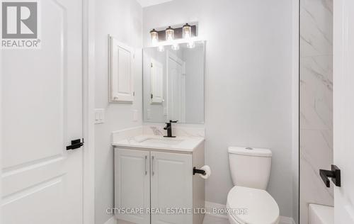 20 Fenton Street, Ajax (Northeast Ajax), ON - Indoor Photo Showing Bathroom