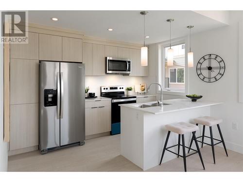 235 Taylor Road Unit# 1, Kelowna, BC - Indoor Photo Showing Kitchen With Stainless Steel Kitchen With Upgraded Kitchen