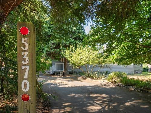 5370 Island Hwy West, Qualicum Beach, BC 