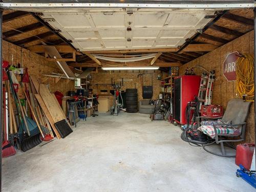 Garage - 5844  - 5846 Av. Azilda, Montréal (Anjou), QC - Indoor Photo Showing Other Room