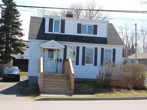 134 Brook Street W, North Sydney, NS 