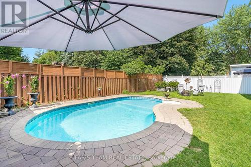 54 Nelson Street W, New Tecumseth (Alliston), ON - Outdoor With In Ground Pool With Backyard