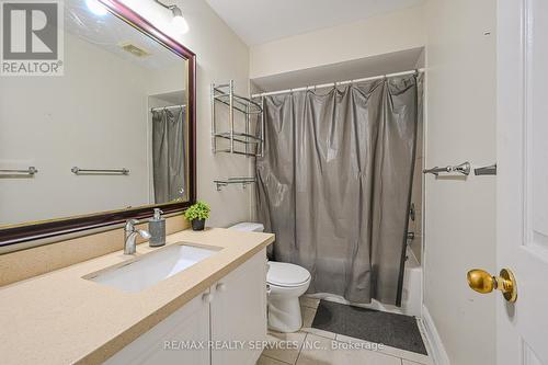 80 Winners Circle, Brampton (Northwest Sandalwood Parkway), ON - Indoor Photo Showing Bathroom