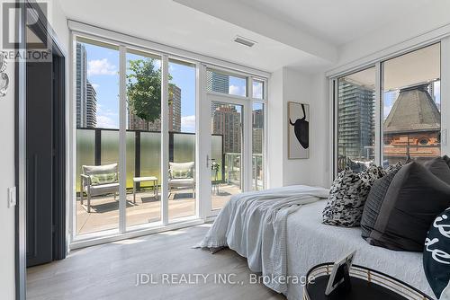 609 - 1 Gloucester Street, Toronto (Church-Yonge Corridor), ON - Indoor Photo Showing Bedroom