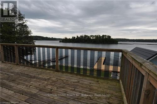 38 Islandview Drive, South Bruce Peninsula, ON - Outdoor With Body Of Water