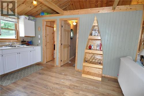 41 Islandview Drive, South Bruce Peninsula, ON - Indoor Photo Showing Kitchen