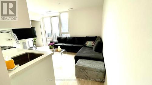 1022 - 30 Tretti Way, Toronto (Clanton Park), ON - Indoor