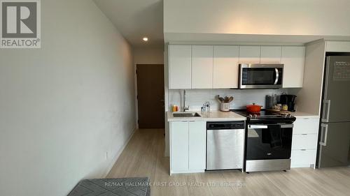 1022 - 30 Tretti Way, Toronto (Clanton Park), ON - Indoor Photo Showing Kitchen