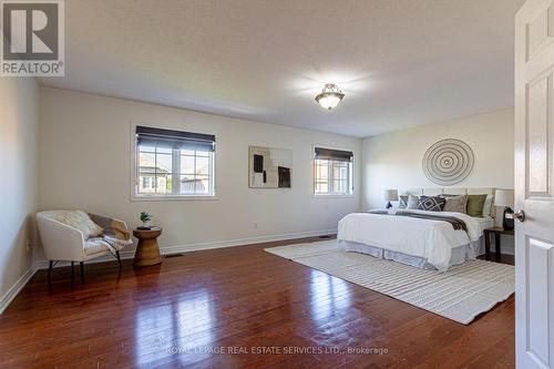 15 Dovehaven Crescent, Brampton (Bram East), ON - Indoor Photo Showing Bedroom