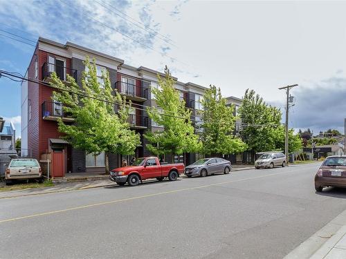 320-555 Franklyn St, Nanaimo, BC - Outdoor