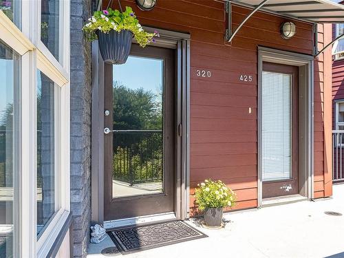 320-555 Franklyn St, Nanaimo, BC - Outdoor With Exterior