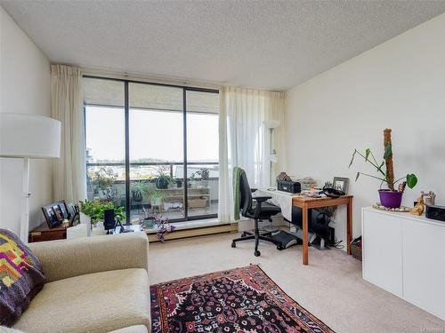 219-9805 Second St, Sidney, BC - Indoor