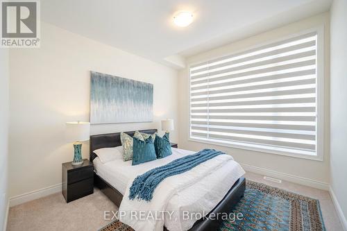 3396 Millicent Avenue, Oakville, ON - Indoor Photo Showing Bedroom