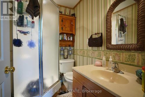 139D Petit Lane, Kearney, ON - Indoor Photo Showing Bathroom