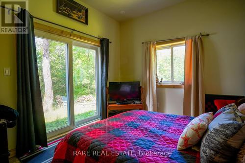 139D Petit Lane, Kearney, ON - Indoor Photo Showing Bedroom