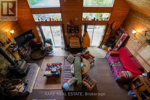 139D Petit Lane, Kearney, ON - Indoor Photo Showing Other Room