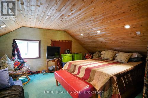 139D Petit Lane, Kearney, ON - Indoor Photo Showing Bedroom