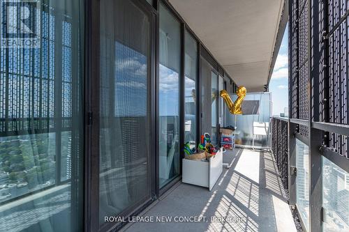 3412 - 8 Eglinton Avenue E, Toronto (Mount Pleasant West), ON - Outdoor With Balcony With Exterior