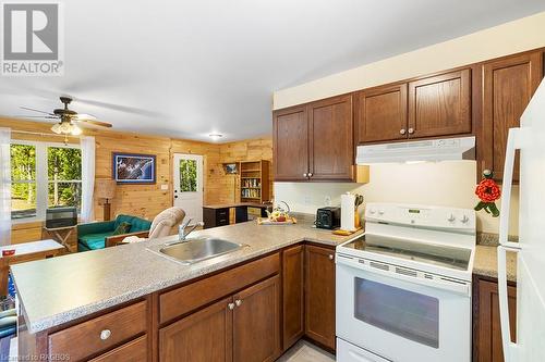 6053 Highway 6, Tobermory, ON - Indoor Photo Showing Kitchen