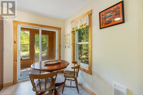 6053 Highway 6, Tobermory, ON - Indoor Photo Showing Dining Room