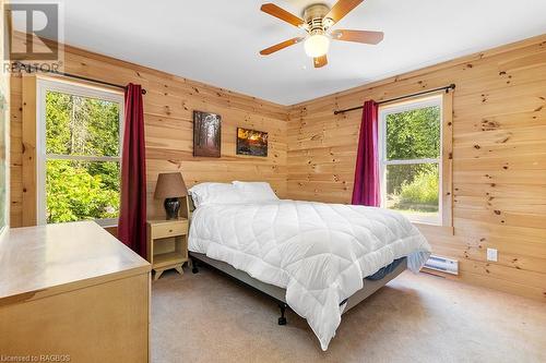 6053 Highway 6, Tobermory, ON - Indoor Photo Showing Bedroom