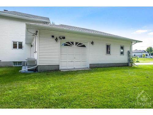 17 Maric Trail, Kemptville, ON 