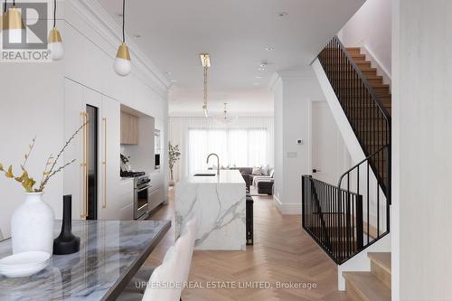 22 Shannon Street, Toronto (Trinity-Bellwoods), ON - Indoor