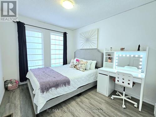 24 Rivermere Court, Brampton (Fletcher'S Meadow), ON - Indoor Photo Showing Bedroom