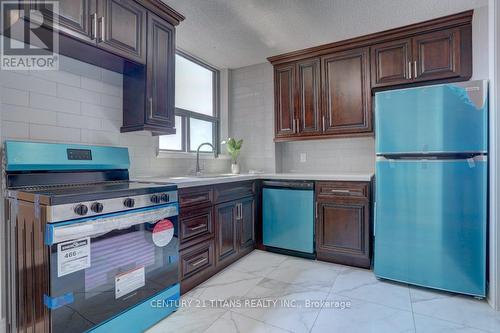 1715 - 100 Wingarden Court W, Toronto (Malvern), ON - Indoor Photo Showing Kitchen