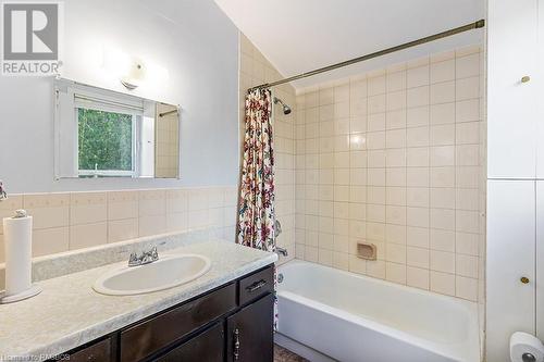 373 Eagle Road, Tobermory, ON - Indoor Photo Showing Bathroom