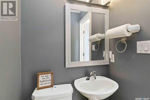 209 Diefenbaker Avenue, Hague, SK - Indoor Photo Showing Bathroom